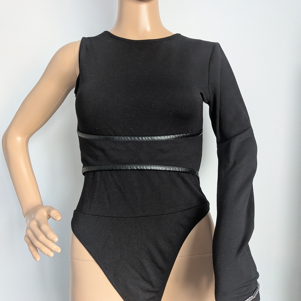 Maniere De Voir Black Asymmetrical Bodysuit